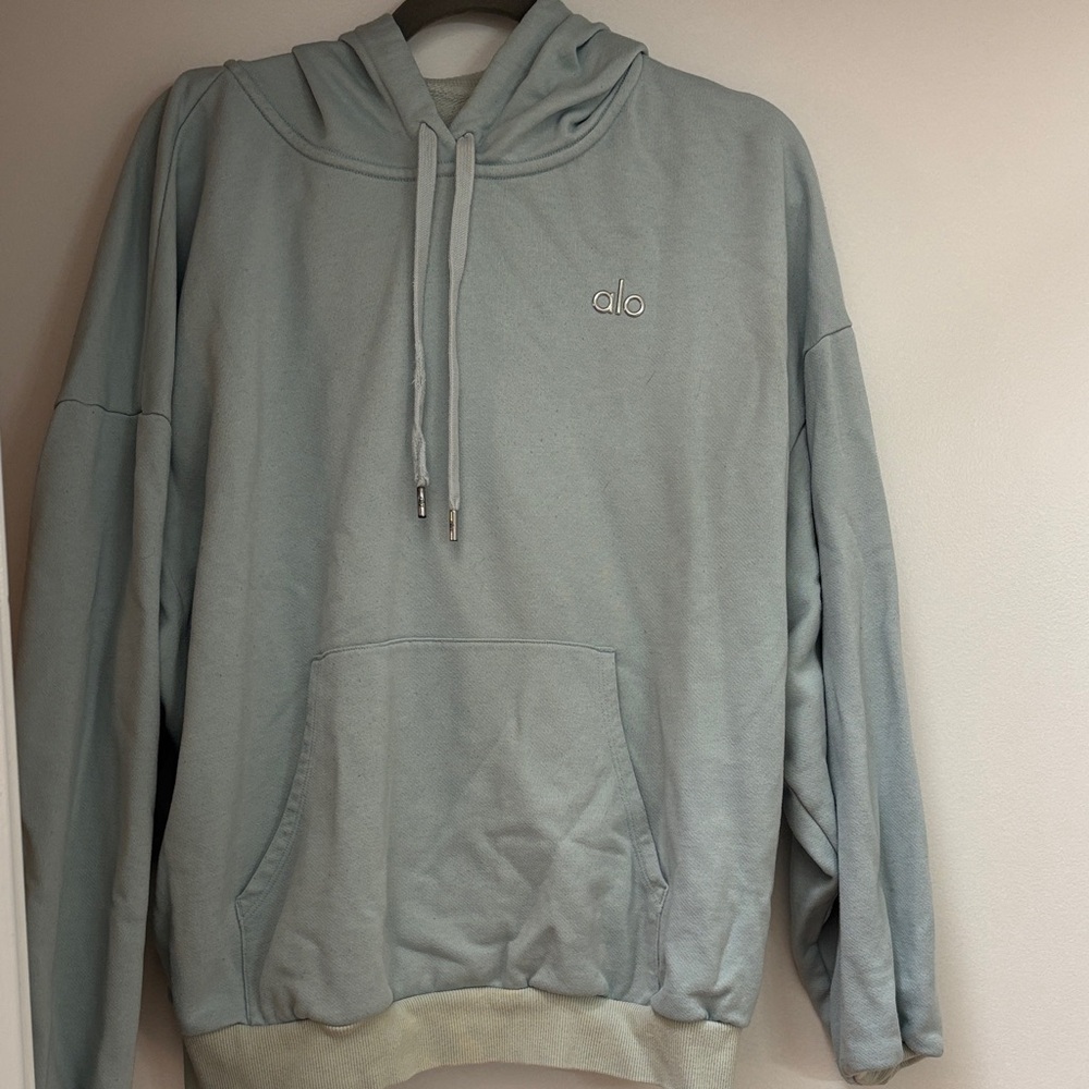 ALO Yoga Women’s Accolade Hoodie in Chalk Blue